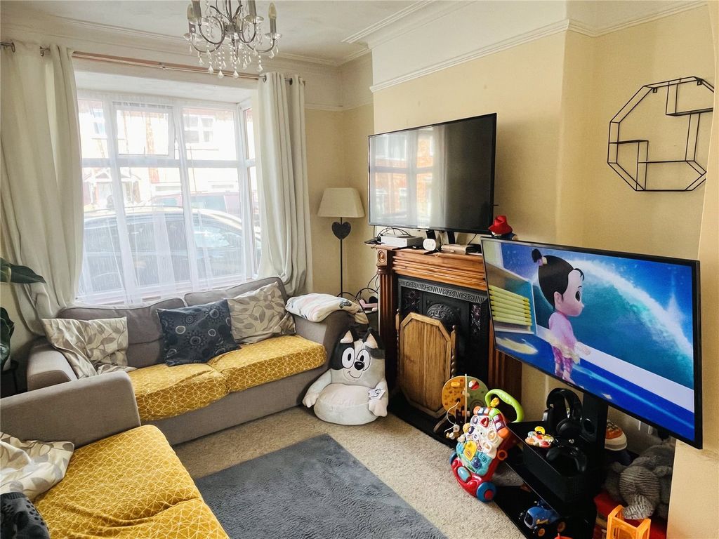 Property photo 2 of 16 Picture No. 06