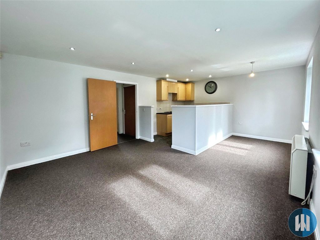 Property photo 3 of 9 Picture No. 35