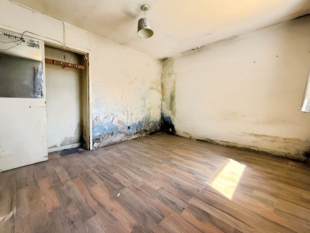 Property photo 2 of 11 Picture No. 03