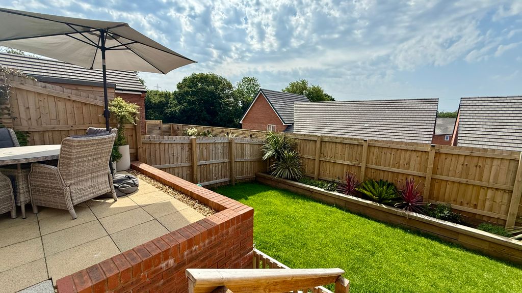 Property photo 3 of 16 5 Gadwall Place
