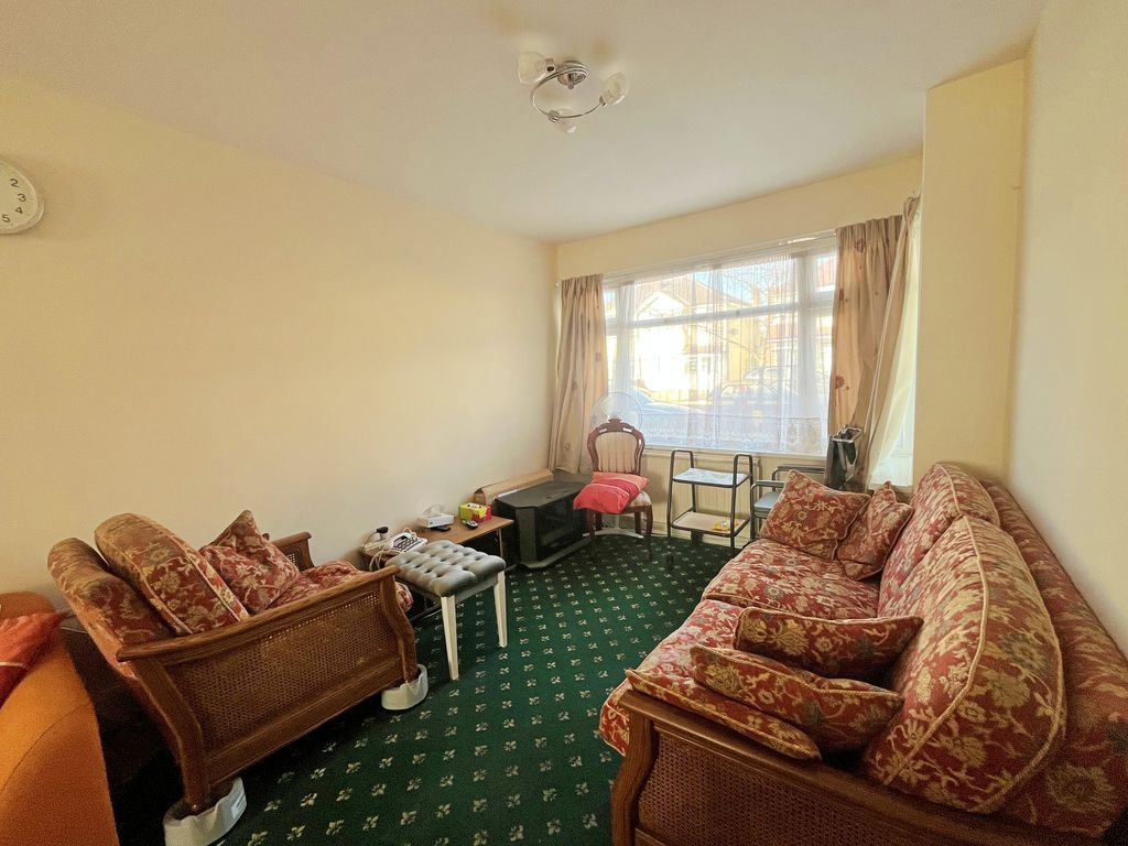 Property photo 2 of 11 Photo 16