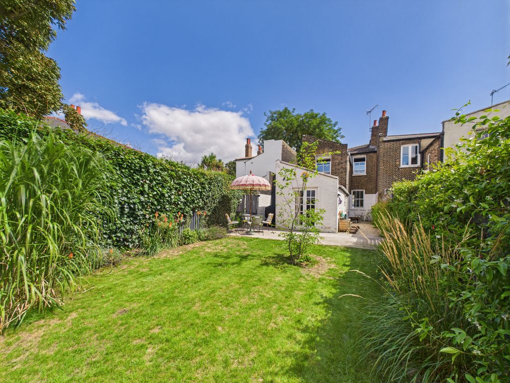 Property photo 3 of 18