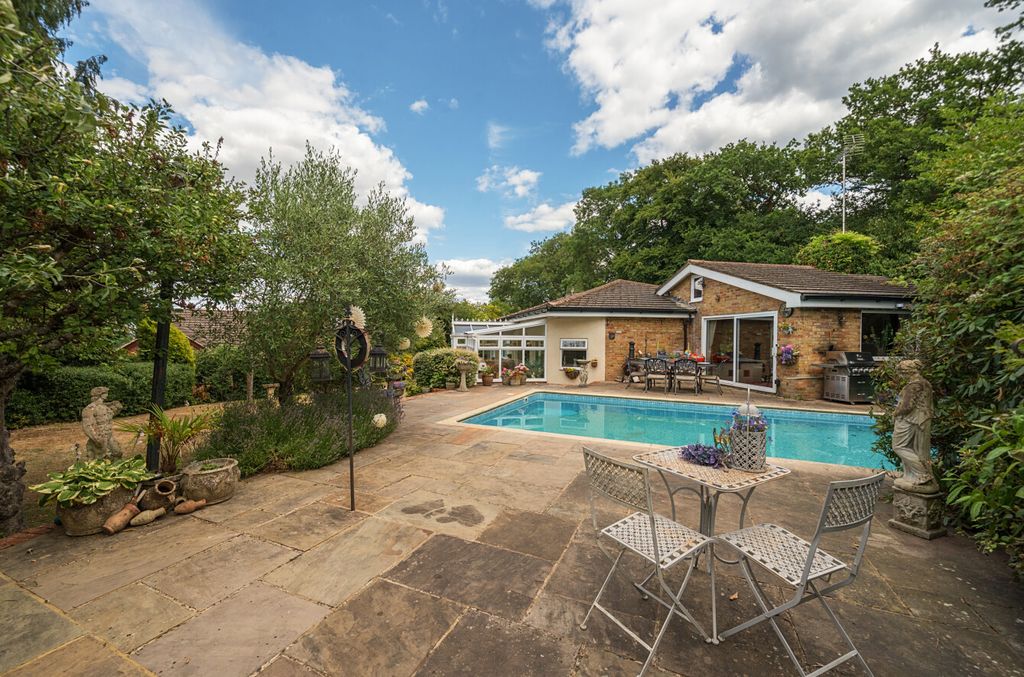 Property photo 2 of 28 1313636-7-6866914...