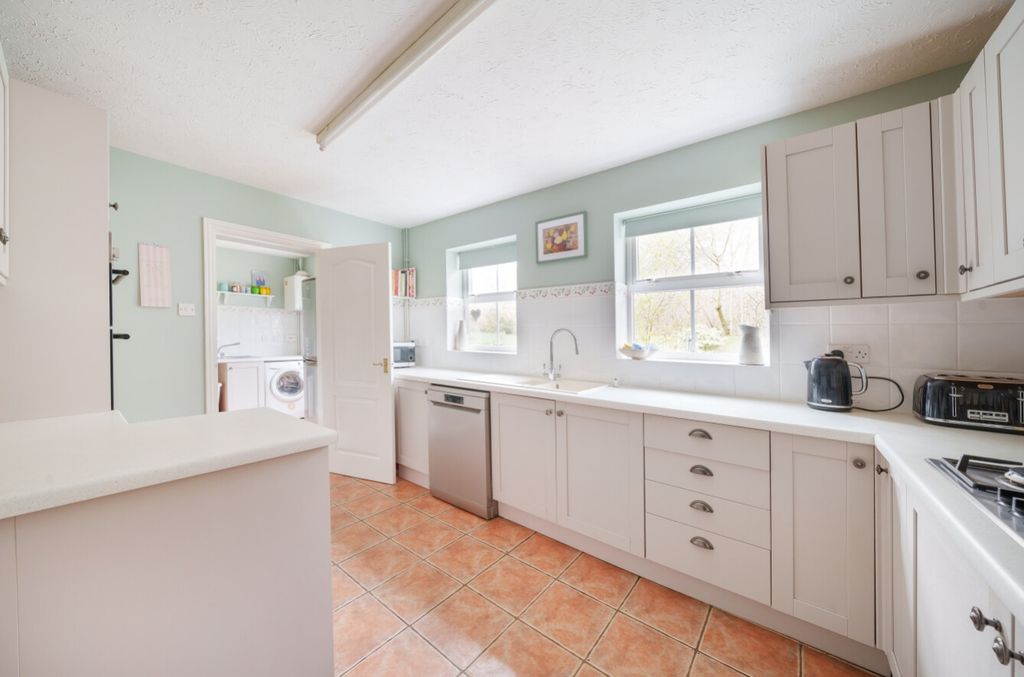 Property photo 3 of 24 1229179 (5)