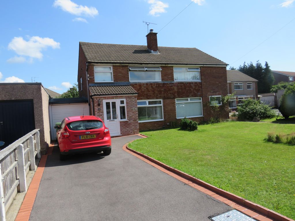 Property photo 1 of 11 Exterior