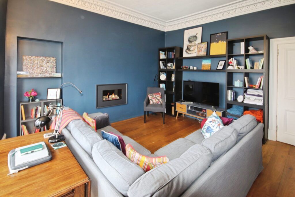 Property photo 3 of 19