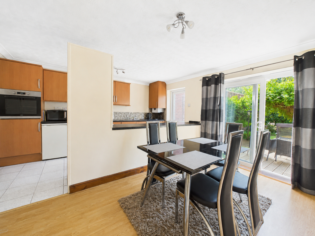 Property photo 3 of 18 Kitchen/Diner