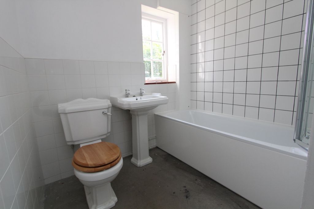 Additional image 11 of 3 bed semi-detached house to rentChithurst Lane, Trotton, Petersfield GU31