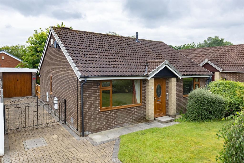 Property photo 1 of 25 Front External
