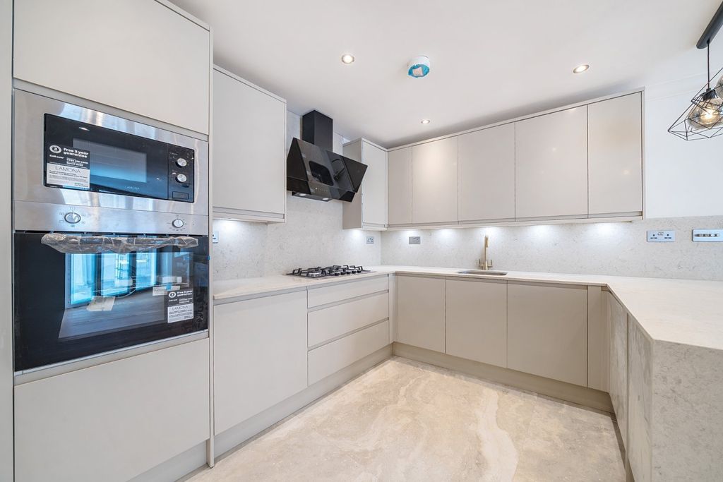 Property photo 1 of 13 Picture No. 32