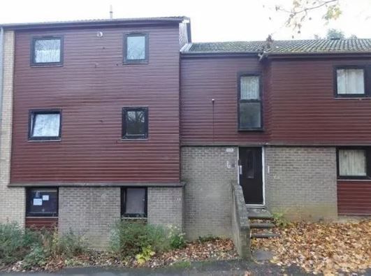 Property photo 1 of 8