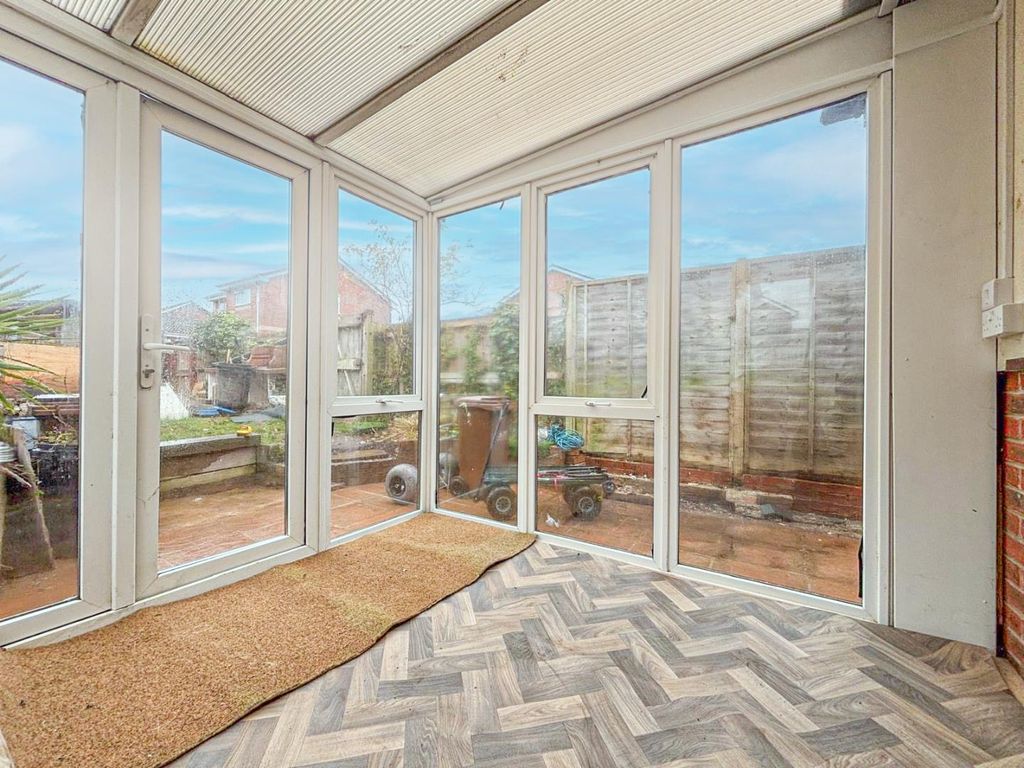 Property photo 2 of 8 Conservatorydone.Png