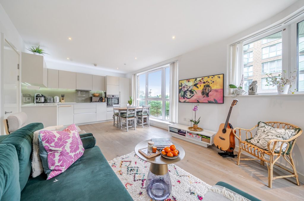 Property photo 1 of 20 1509043-13-6A86d3...