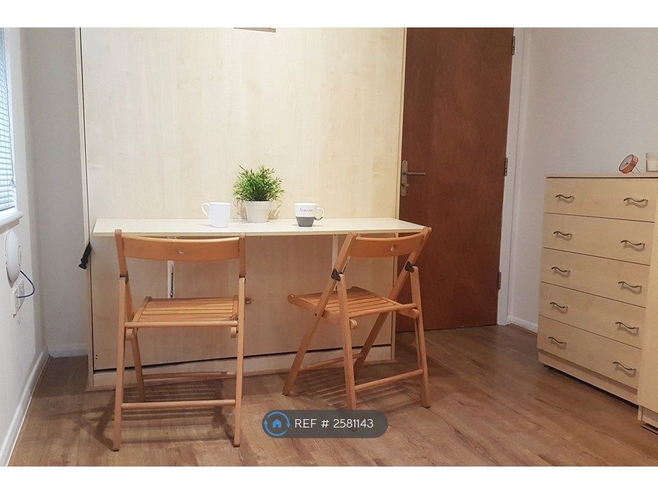 Property photo 1 of 8 Living Space