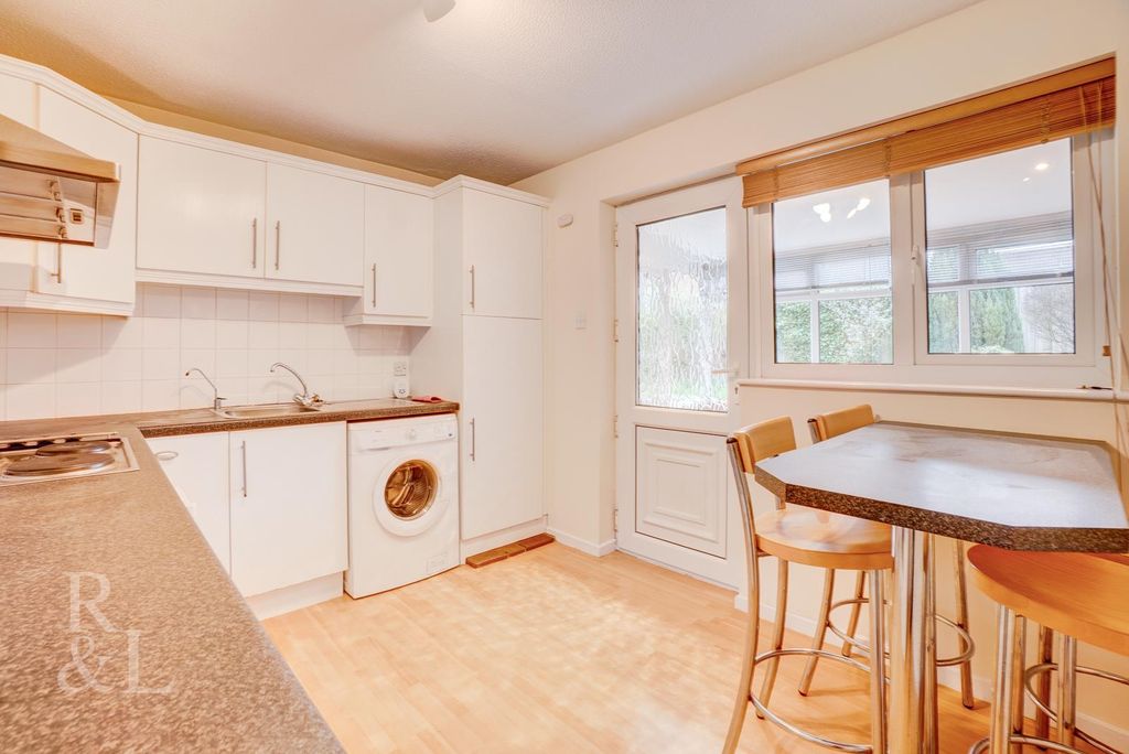 Property photo 3 of 14 B (4).Jpg