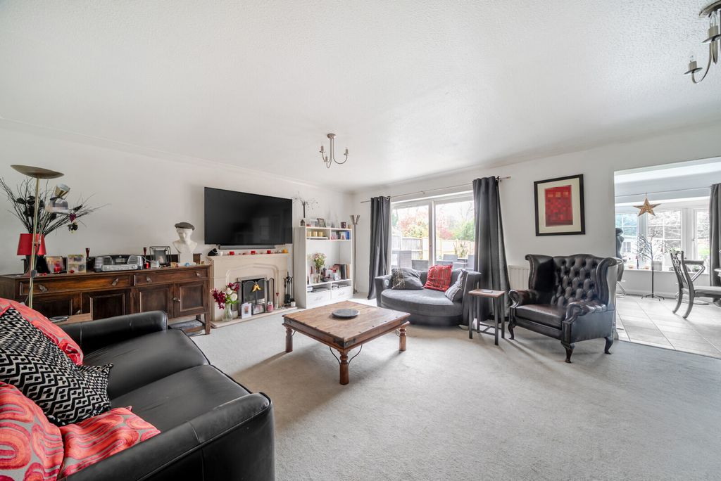 Property photo 2 of 32 1438238-27-69ce51...