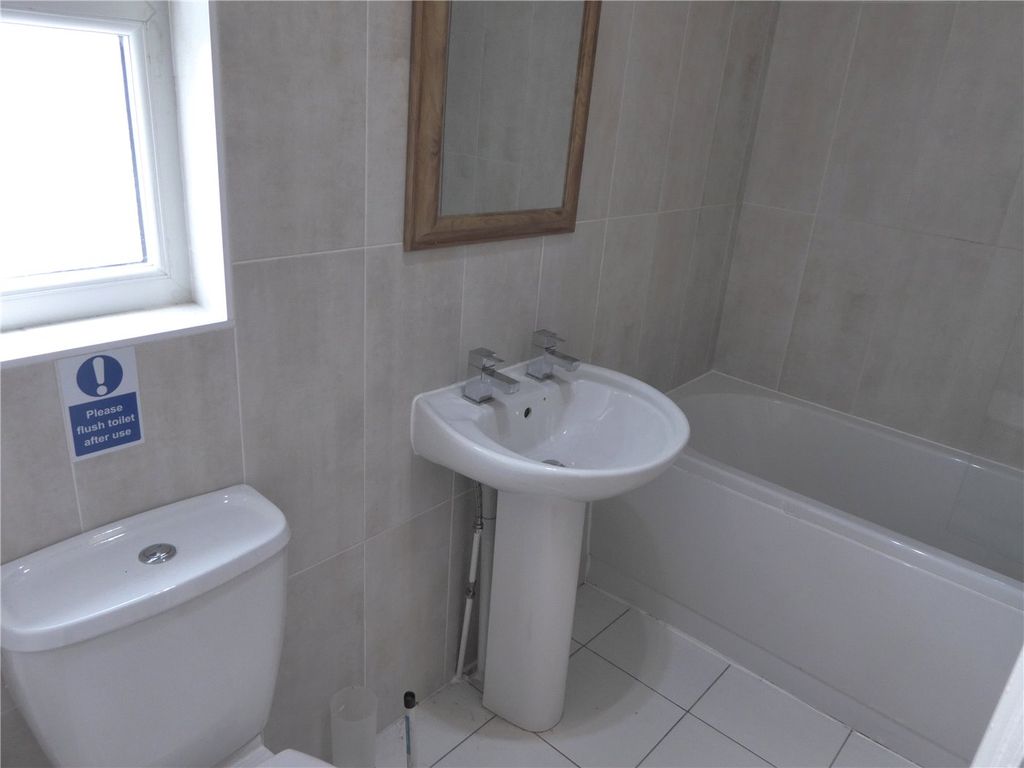 Property photo 3 of 10 Picture No. 10