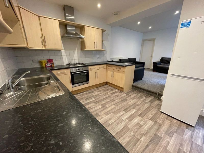 Property photo 3 of 14 Photo 20