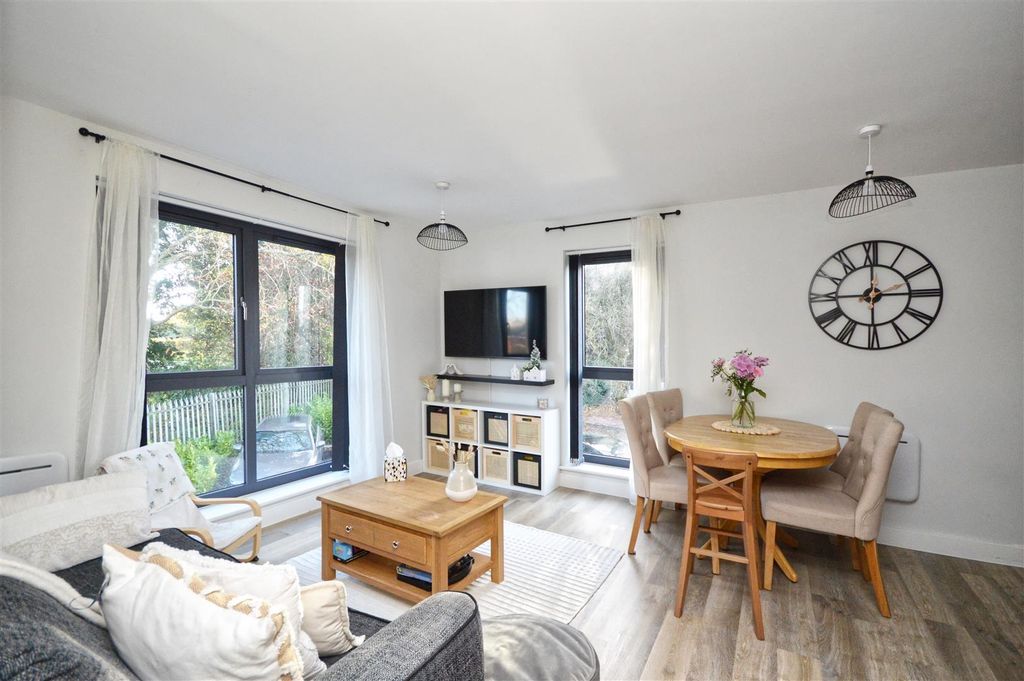 Property photo 1 of 14 Open Plan Living/Kitchen