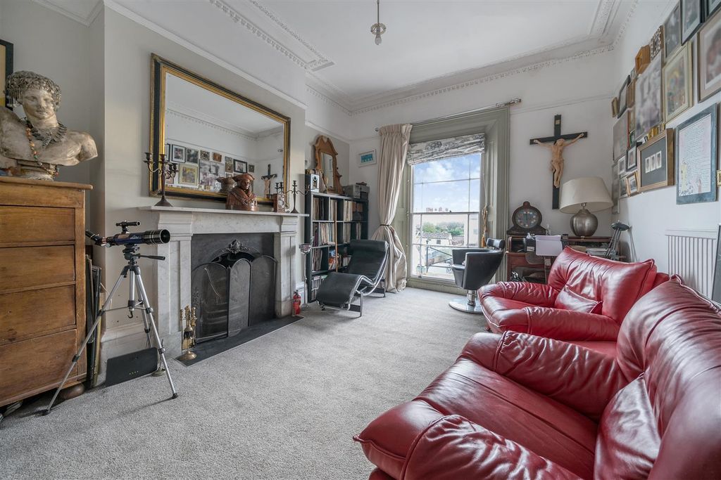 Additional image 6 of 6 bed terraced house for saleOrwell Road, Harwich CO12