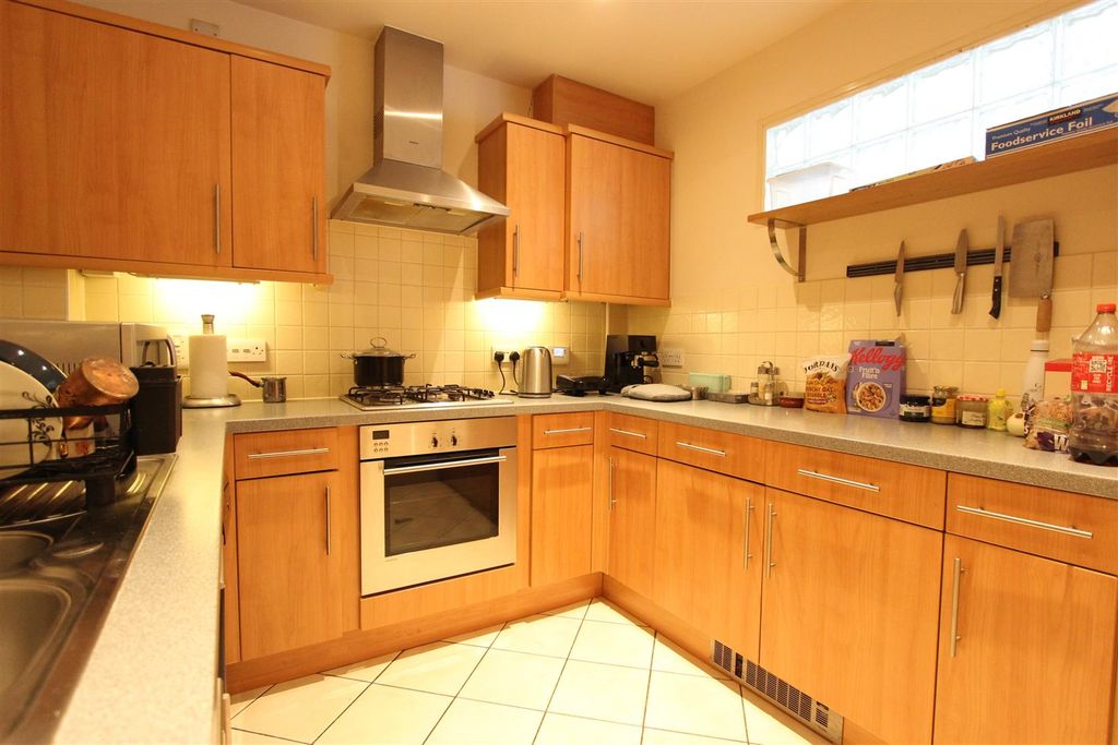 Property photo 2 of 13 Img_2823.Jpg