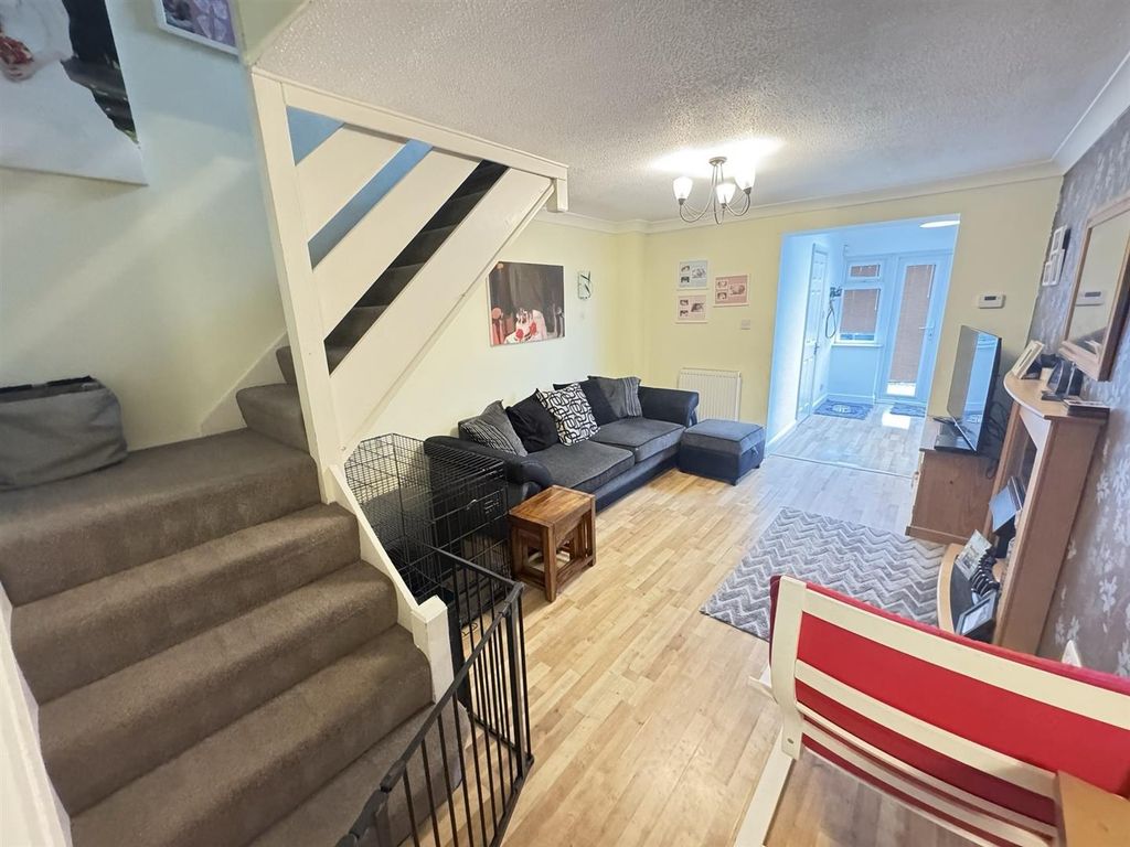 Property photo 3 of 22