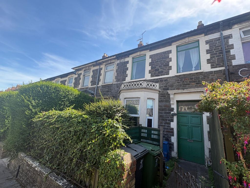 Property photo 2 of 10