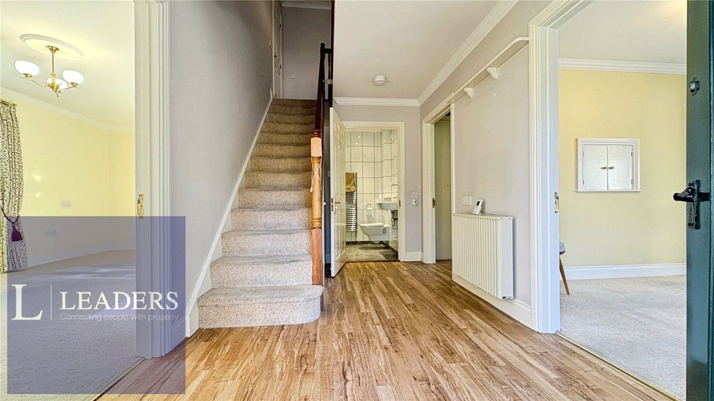 Property photo 3 of 17 Hall