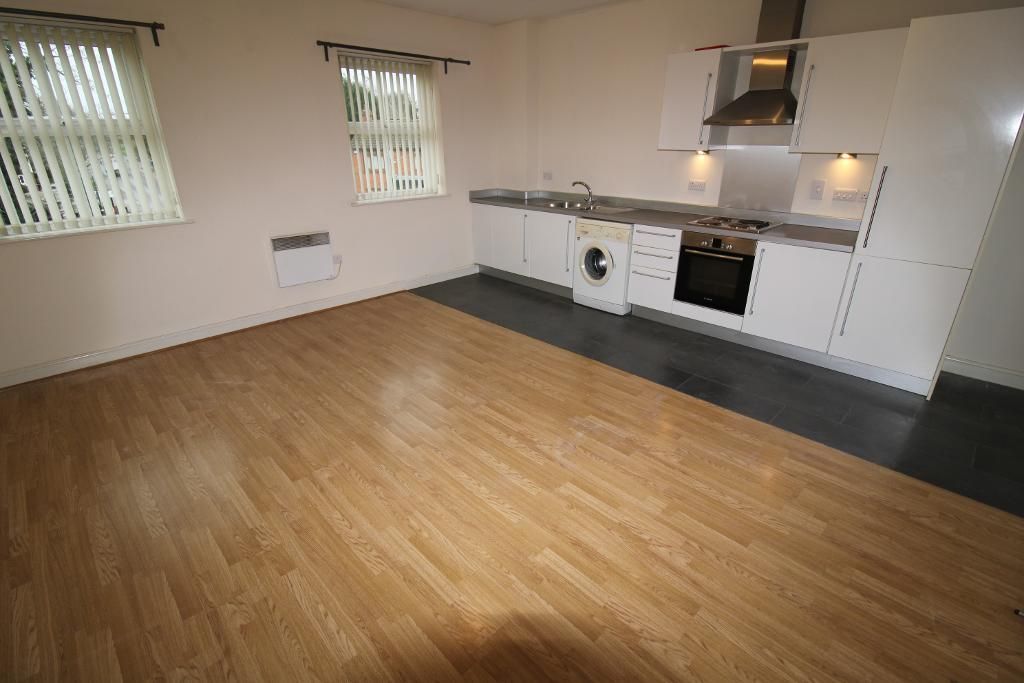 Property photo 3 of 7 Kitchen/Lounge/Diner