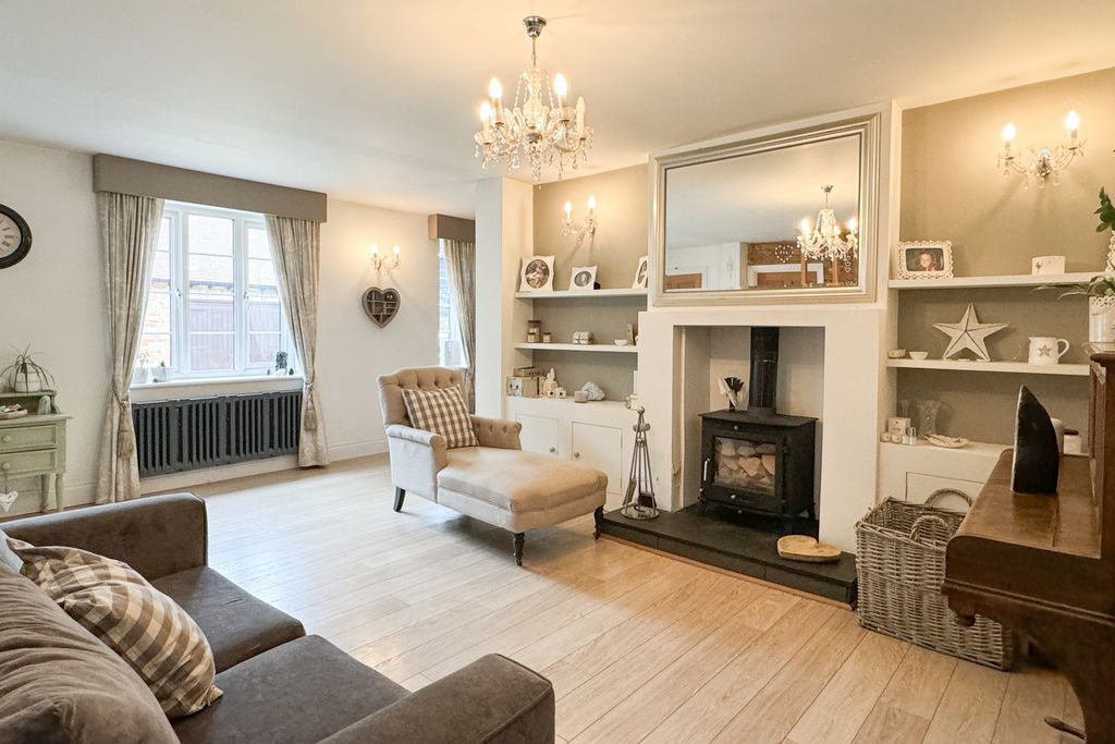 Property photo 2 of 29 2 - Copy.Jpg