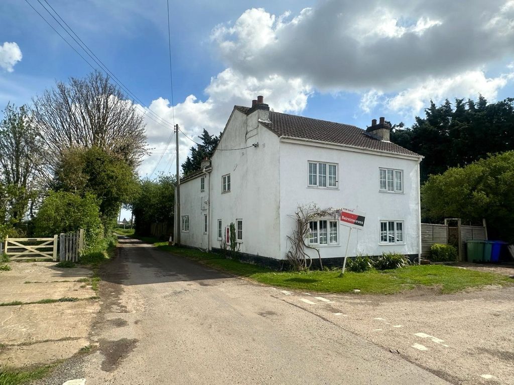Property photo 1 of 35 Picture No. 28