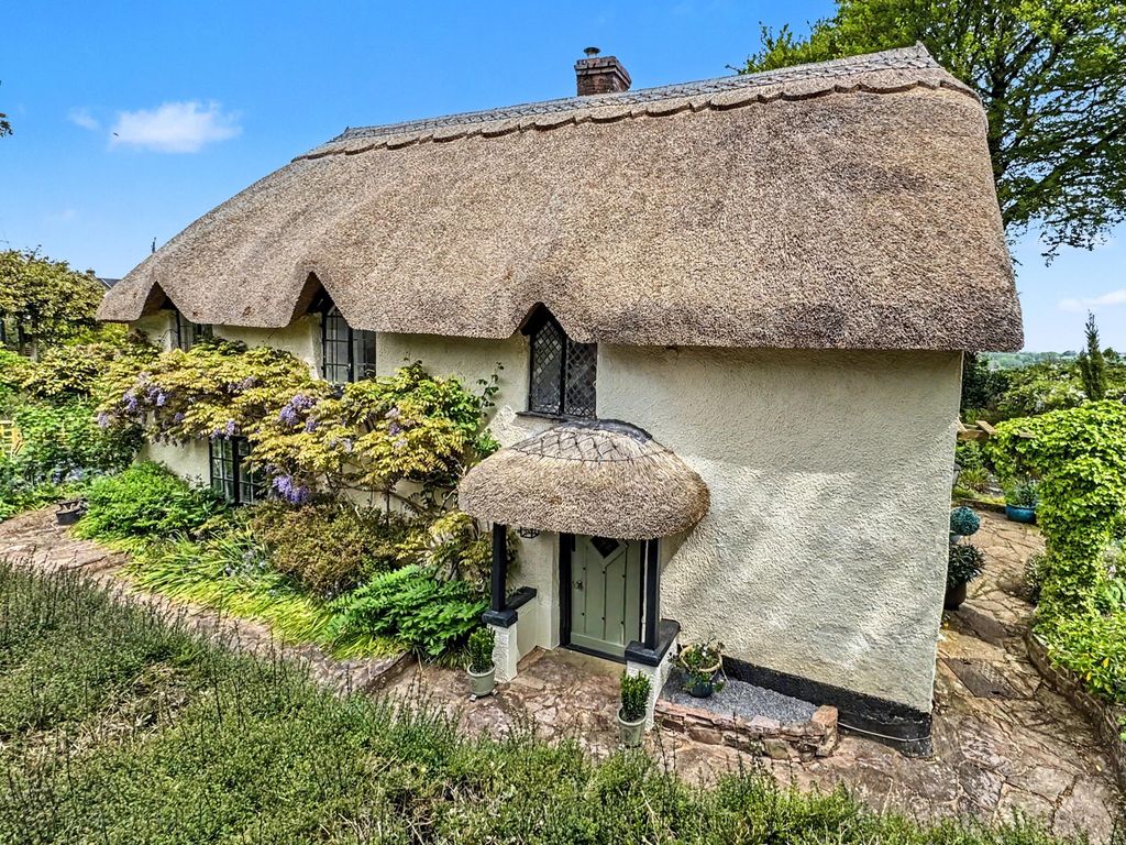 Property photo 1 of 35