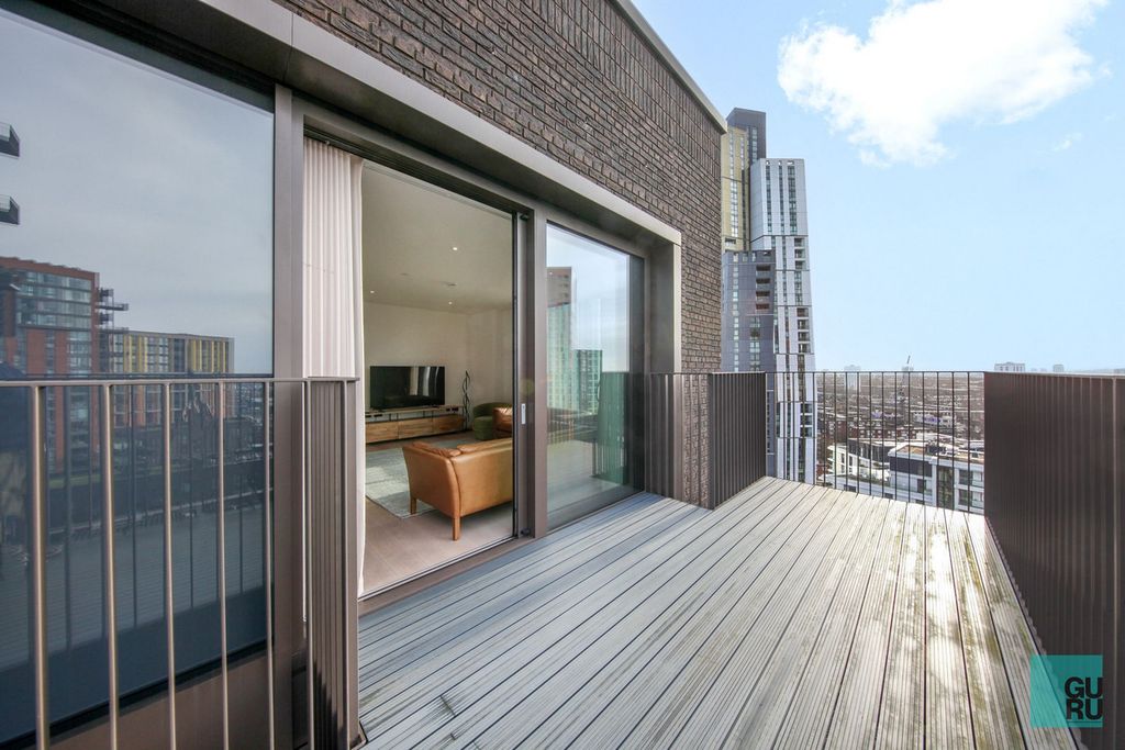 Property photo 3 of 20