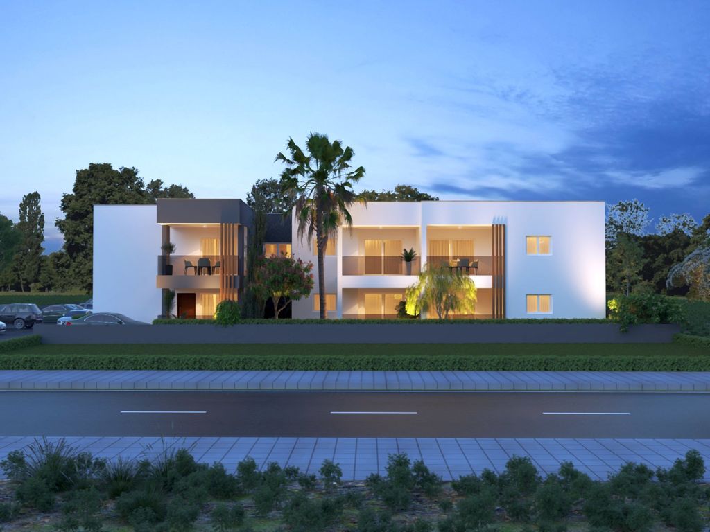 Property photo 3 of 5