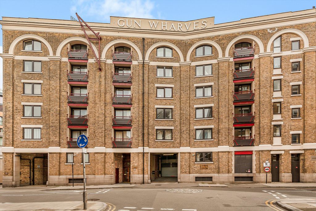 Property photo 2 of 22 Image