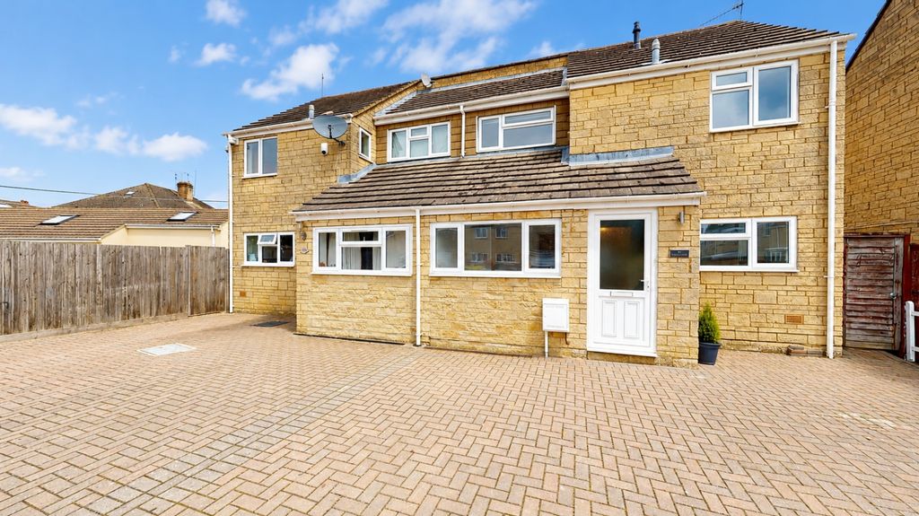 Property photo 1 of 13 Picture No. 17