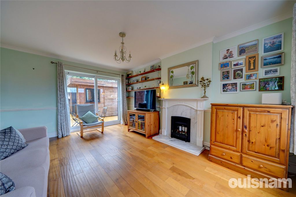 Property photo 3 of 23 Picture No. 24