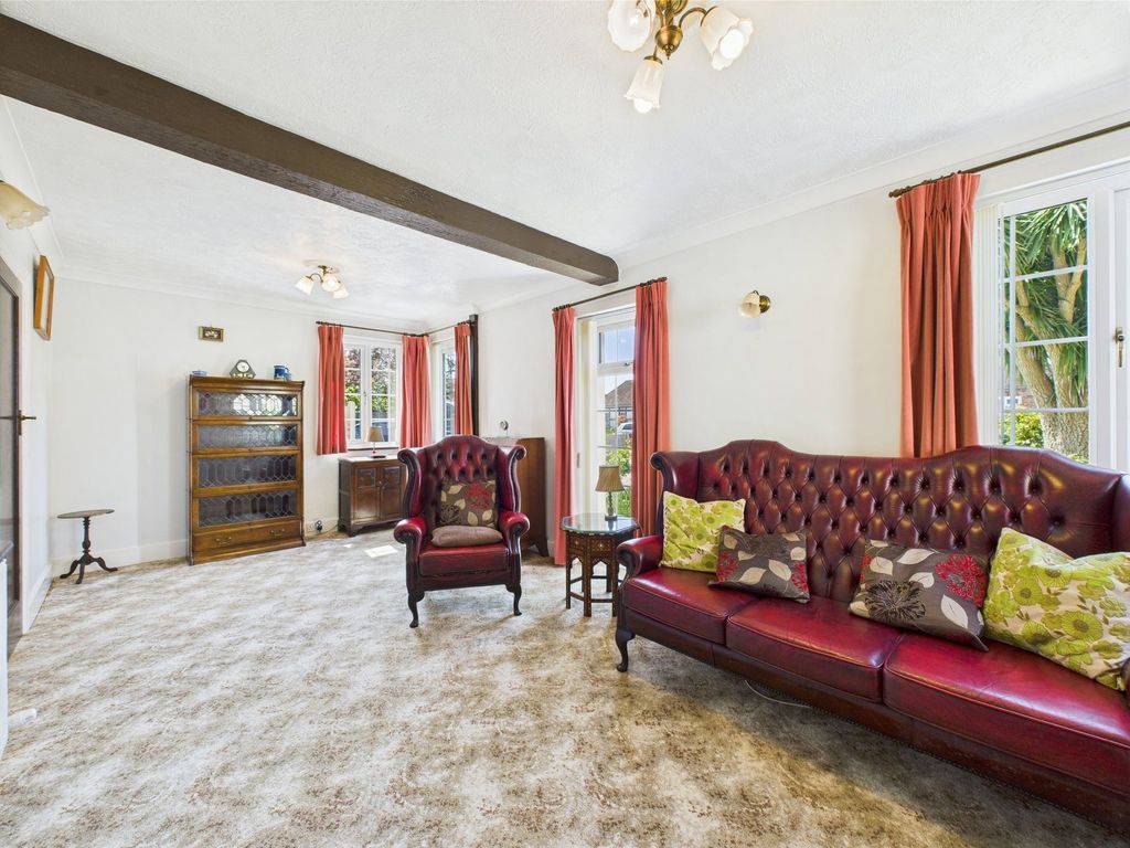 Property photo 2 of 14