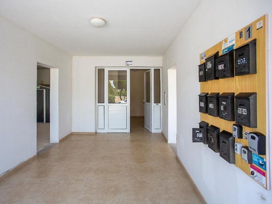 Property photo 3 of 25