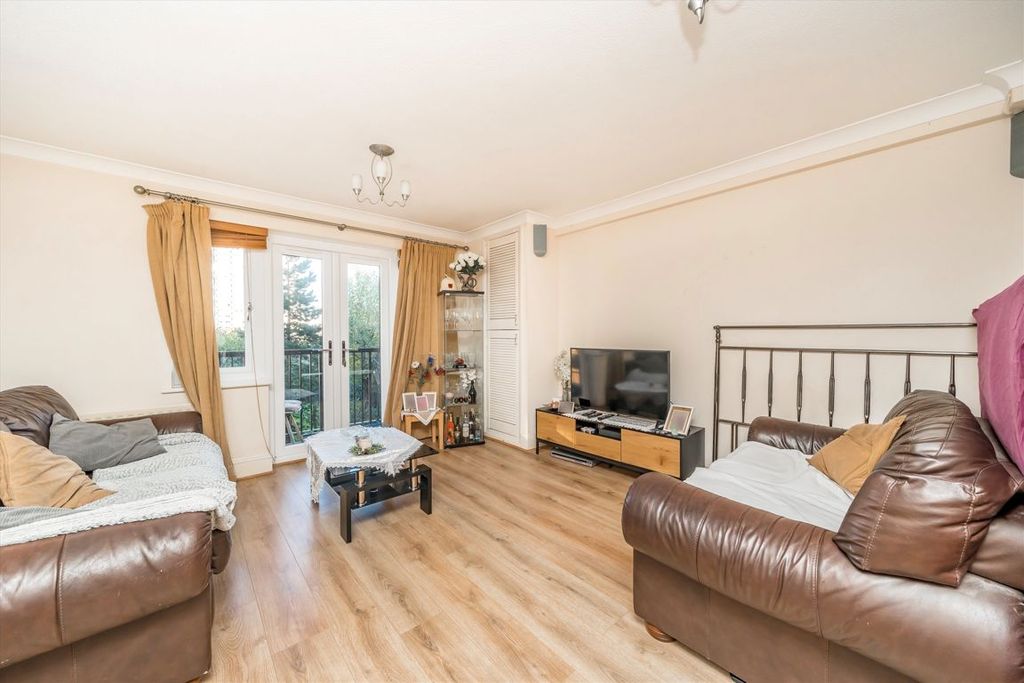 Property photo 2 of 7