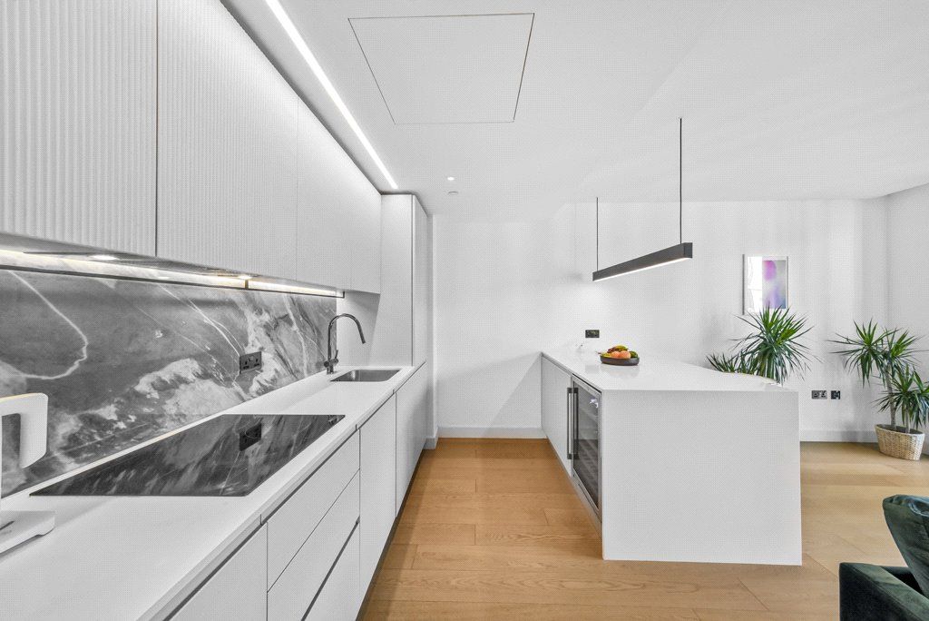 Property photo 3 of 22 Picture No. 20