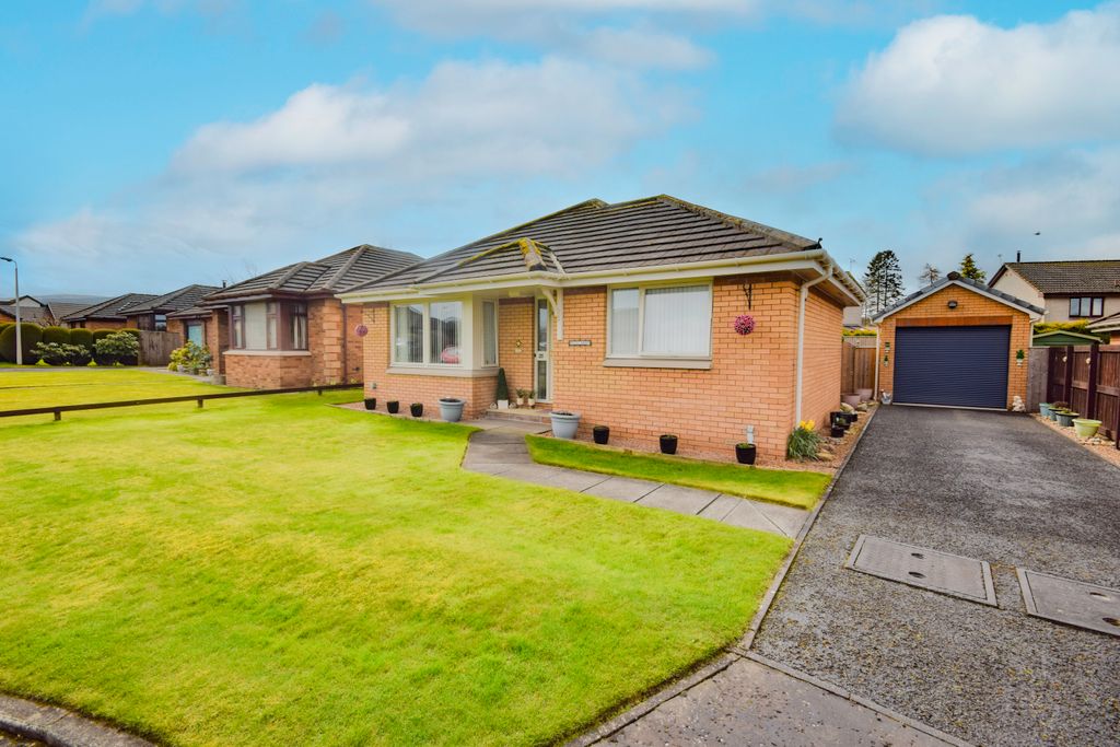 Property photo 1 of 30 Front