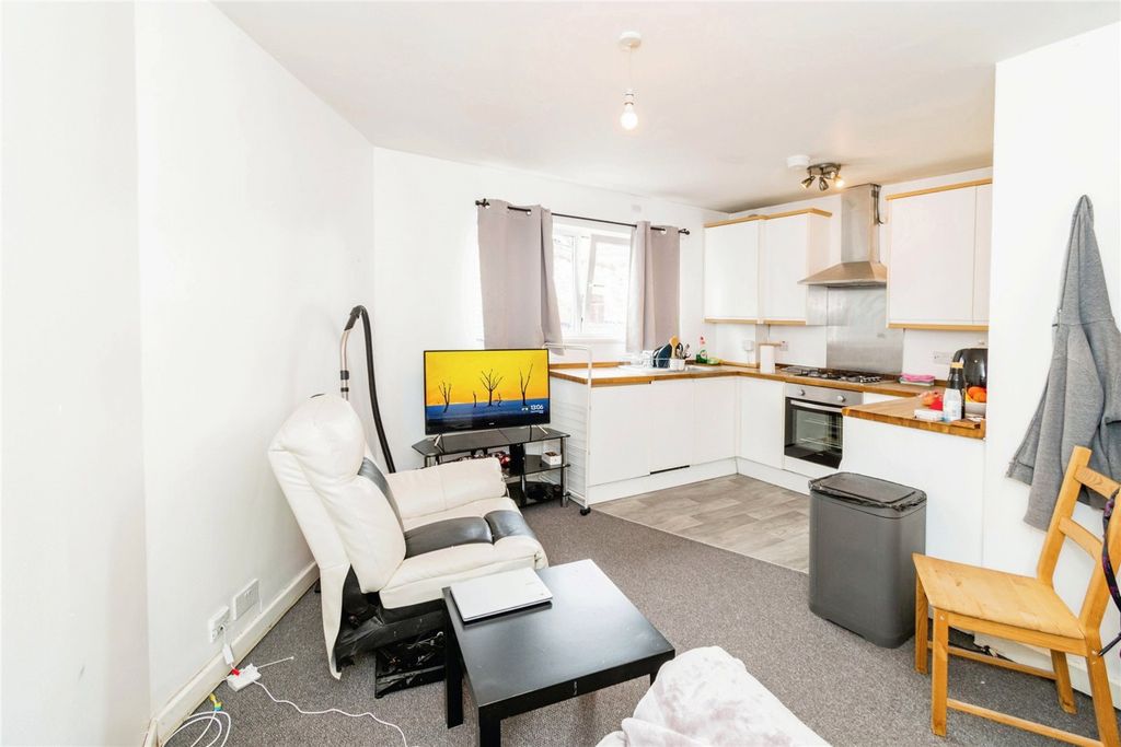 Property photo 2 of 12 Photography