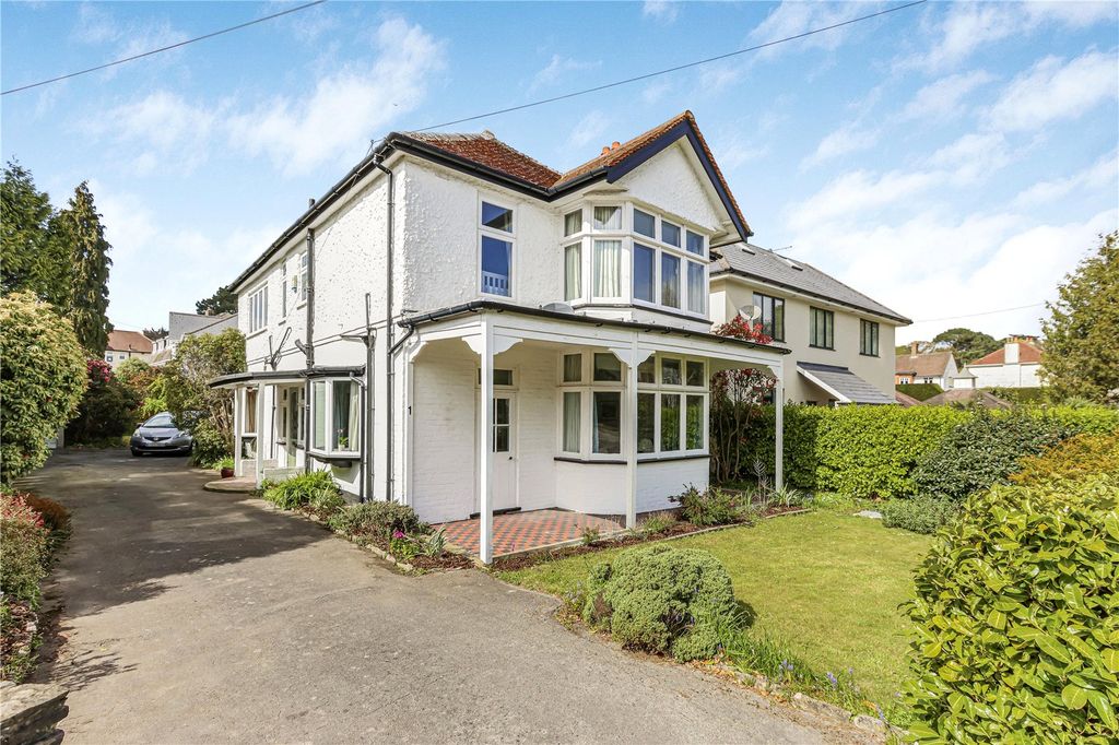 Property photo 1 of 24 Compton Avenue