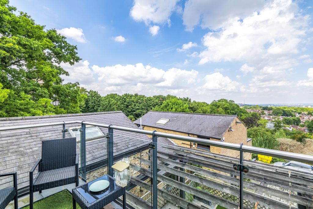 Property photo 2 of 8 887151 (7)