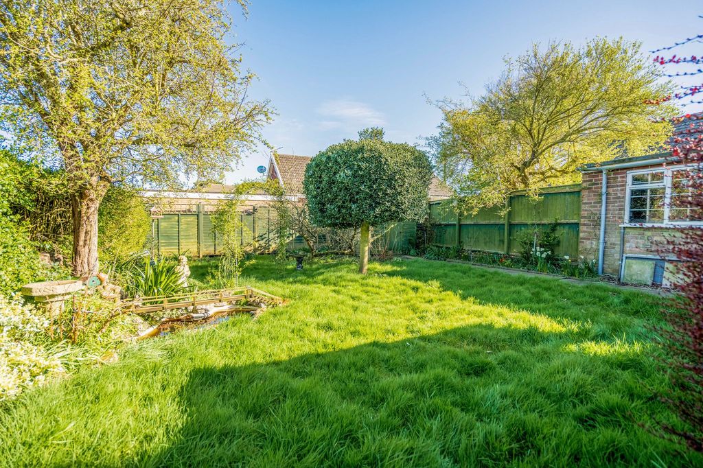 Property photo 2 of 24