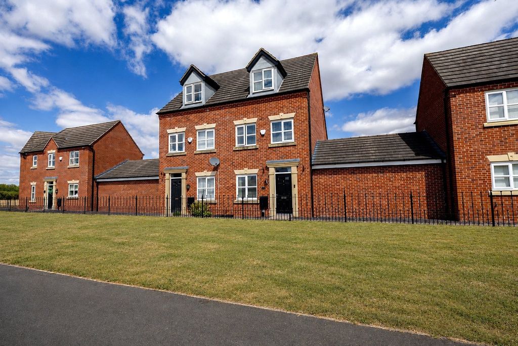 Property photo 1 of 34 Picture No. 37