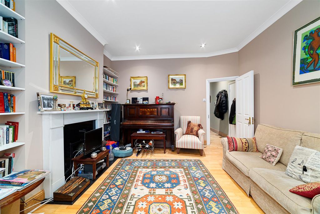 Property photo 2 of 7