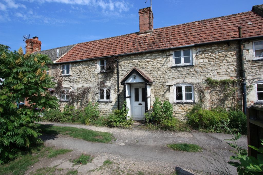 Property photo 1 of 5