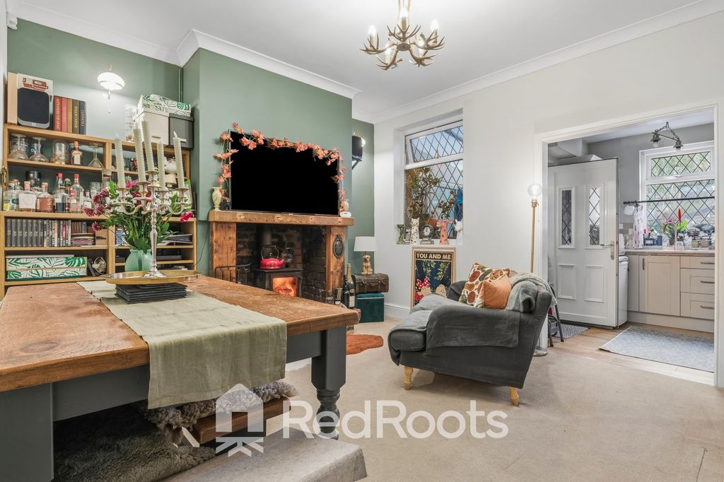 Property photo 2 of 24 4640724